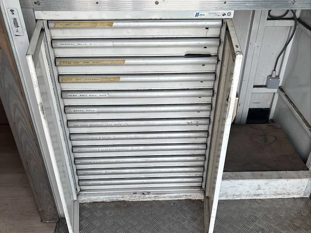 Wagon wagon / race trailer cottingham – 1989, interieurontwerp diverse vrachtwagentrailers - afbeelding 20 van  36