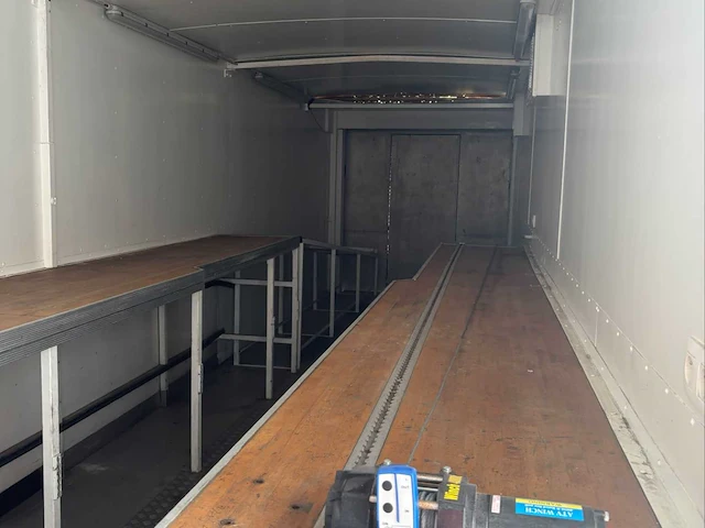 Wagon wagon / race trailer cottingham – 1989, interieurontwerp diverse vrachtwagentrailers - afbeelding 3 van  36