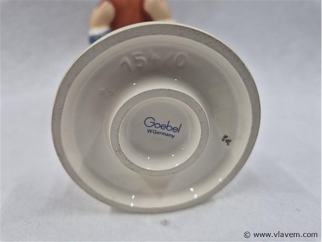 Waiter - afbeelding 3 van  3