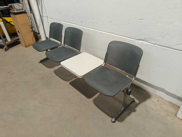 Waiting room chair - afbeelding 2 van  5