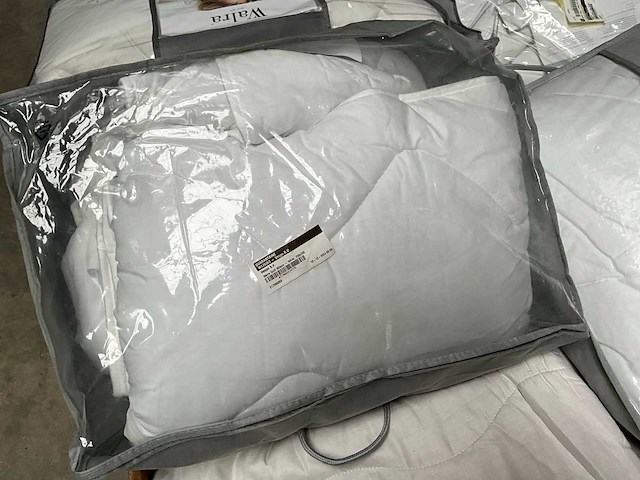 Walra mix kavel diverse dekbedden - afbeelding 5 van  9