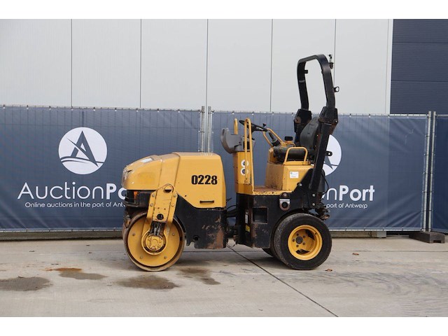 Wals caterpillar cb-225e diesel 23kw 2004 - afbeelding 1 van  1