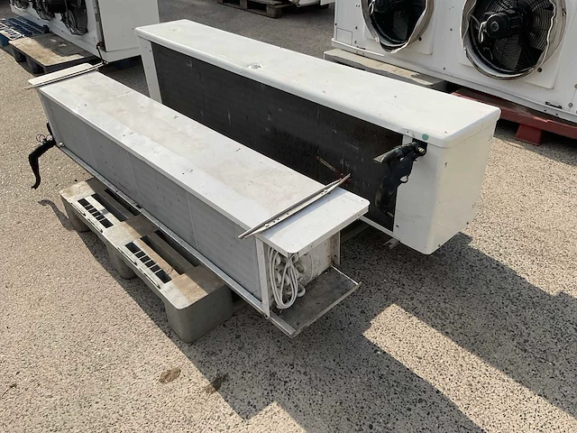 Walt roller fhvt 614 koelcompressor - afbeelding 5 van  7