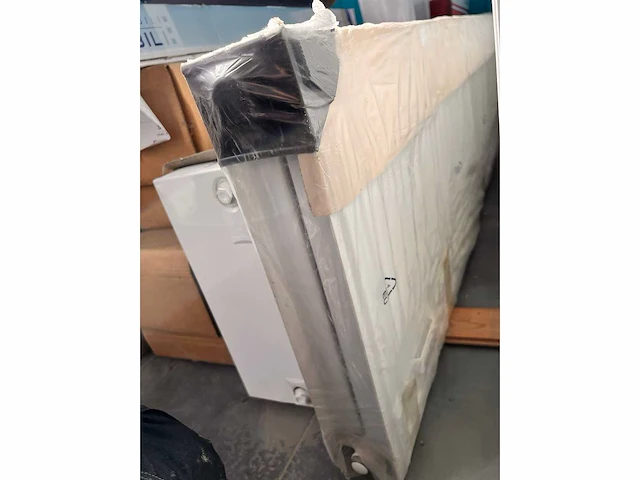Wand radiator - radiator - afbeelding 2 van  2