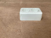 Wandcontactdoos, 2 voudig, randaarde, opbouw, wit (78x) - afbeelding 2 van  4