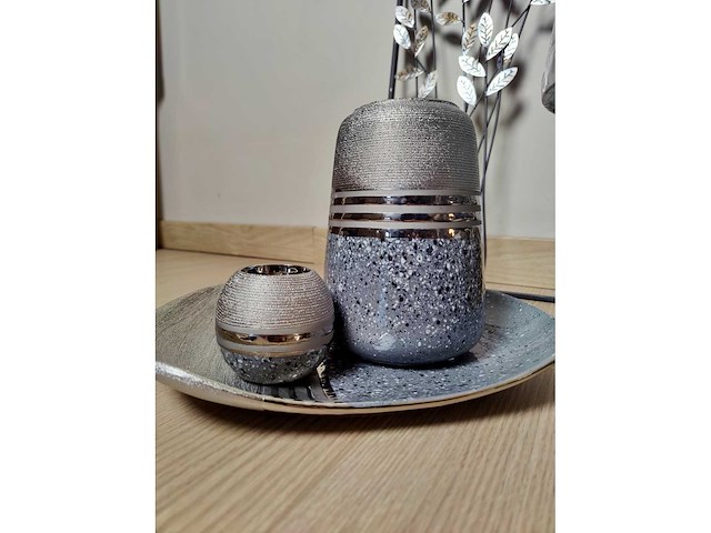 Wanddecoratie - vazen - tafellamp - schalen (8 stuks in totaal) - afbeelding 3 van  13