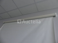 Wandgemonteerd projectiescherm - afbeelding 3 van  3