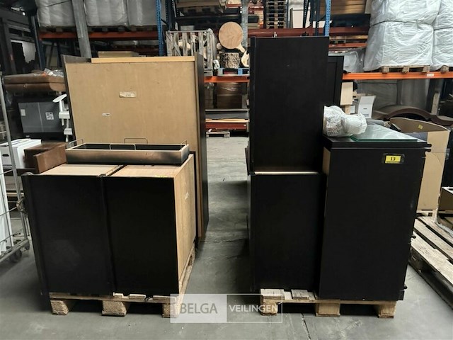 Wandkast gedemonteerd - afbeelding 9 van  20