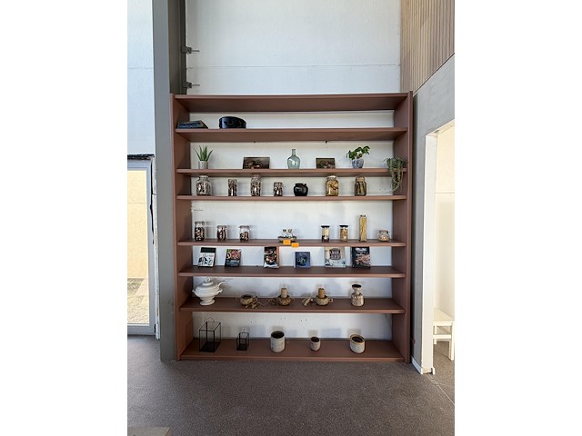 Wandkast - afbeelding 1 van  3