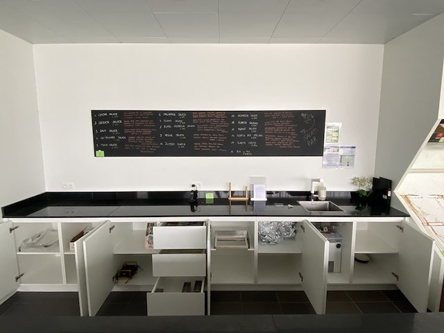 Wandmeubel - keukenwand met deuren en lades - afbeelding 2 van  9
