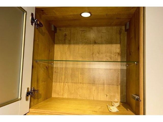 Wandmeubel voor in keuken - afbeelding 3 van  6