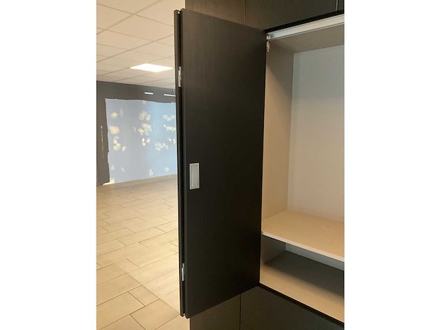 Wandmeubel/dressing - afbeelding 13 van  23
