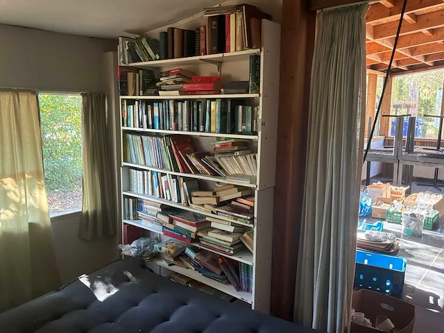 Wandplank en boeken - afbeelding 1 van  4