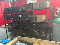 Wandrek met houten bakken - afbeelding 2 van  5