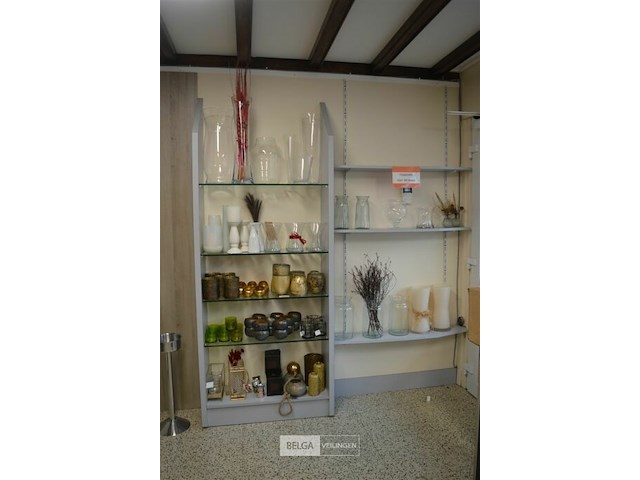 Wandrek met houten en glazen leggers [zelf demomnteren , zonder inhoud]210x200cm - afbeelding 1 van  5