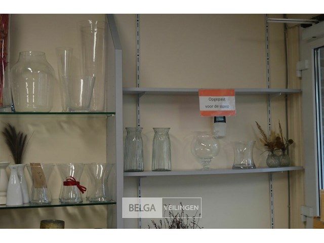 Wandrek met houten en glazen leggers [zelf demomnteren , zonder inhoud]210x200cm - afbeelding 4 van  5