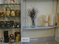 Wandrek met houten en glazen leggers [zelf demomnteren , zonder inhoud]210x200cm - afbeelding 5 van  5