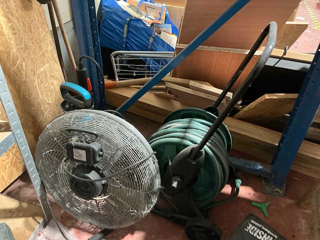 Wandrek met inhoud (3x) - afbeelding 4 van  19