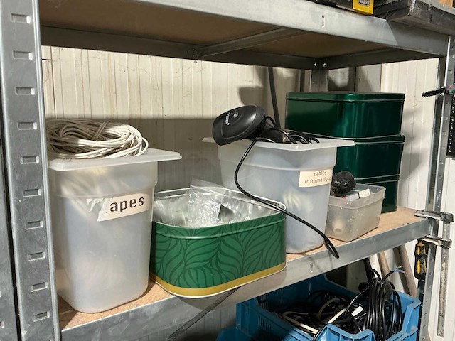 Wandrek met inhoud (3x) - afbeelding 19 van  19