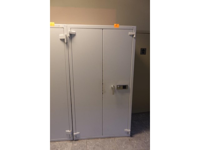 Wapenkast - afbeelding 1 van  8