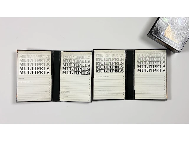 Warhol / panamarenko / ben vautier / fontana / … - afbeelding 5 van  5