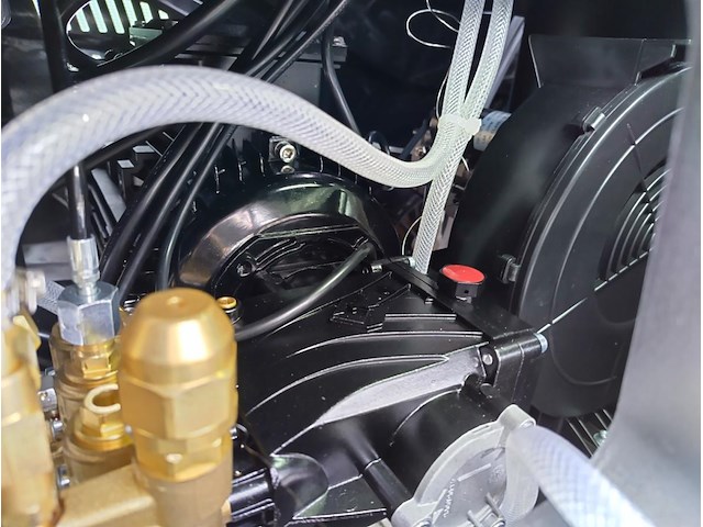 Warm water hogedrukreiniger - afbeelding 8 van  18