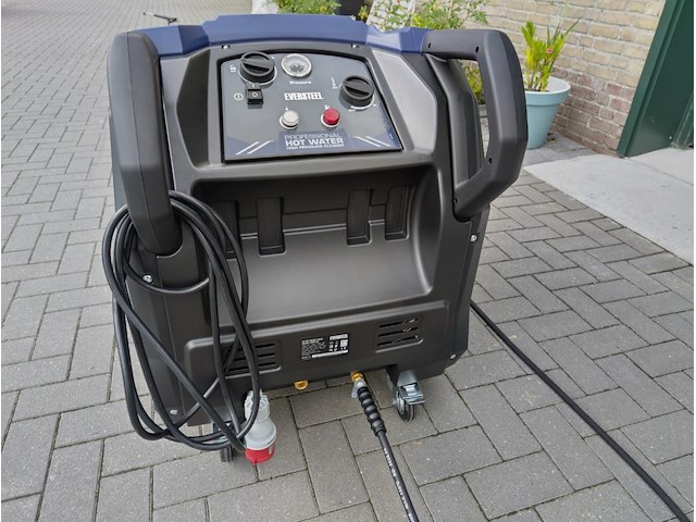 Warm water hogedrukreiniger - afbeelding 9 van  18