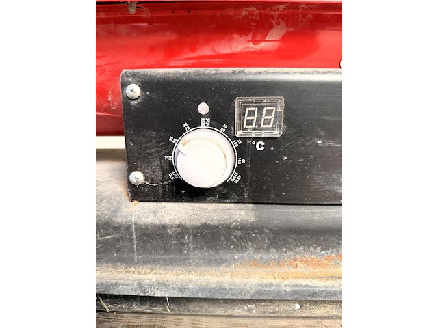 Warmeluchtblazer op gasolie - afbeelding 2 van  4