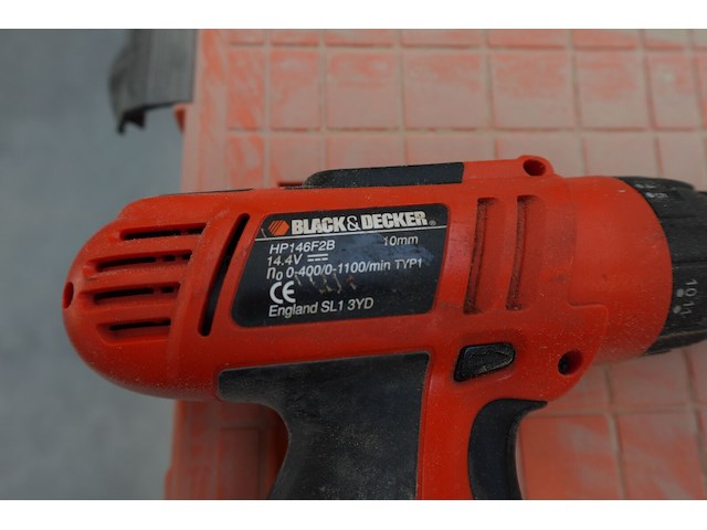 Warmeluchtblazer power plus + accu boormachine black&decker - afbeelding 3 van  6