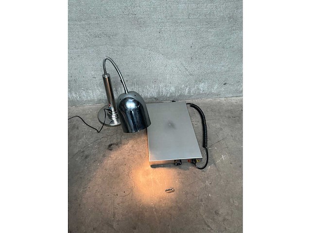 Warmhoudplaat met warmhoudlamp - afbeelding 2 van  3
