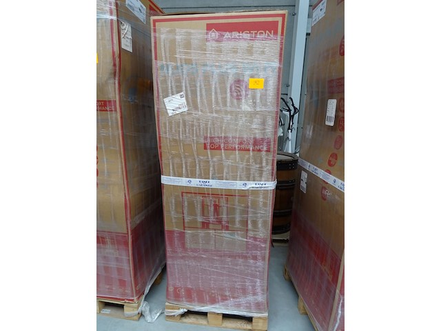 Warmtepompboiler ariston nuos plus wifi 200 - afbeelding 1 van  3