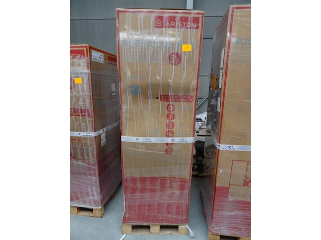 Warmtepompboiler ariston nuos plus wifi 250 - afbeelding 1 van  3