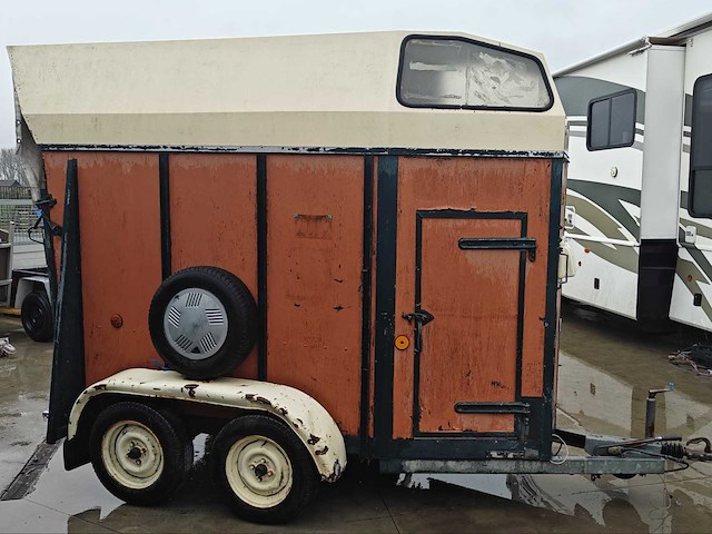 Waroquier 1,5 paardentrailer met papieren - afbeelding 14 van  16