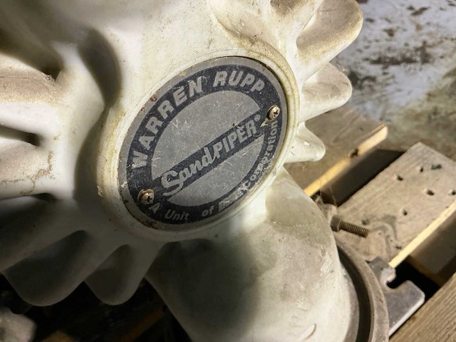 Warren rupp sandpiper membraanpomp - afbeelding 4 van  4