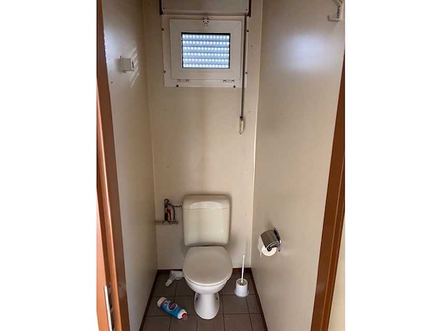 Warsco 8x3 sanitair- en kantoorunit - afbeelding 10 van  10