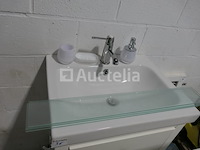 Waskom + medicijnkast - afbeelding 1 van  5