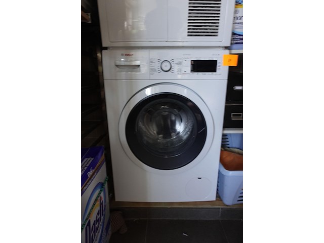 Wasmachine basch - afbeelding 1 van  5