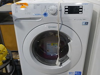 Wasmachine indesit - afbeelding 1 van  2