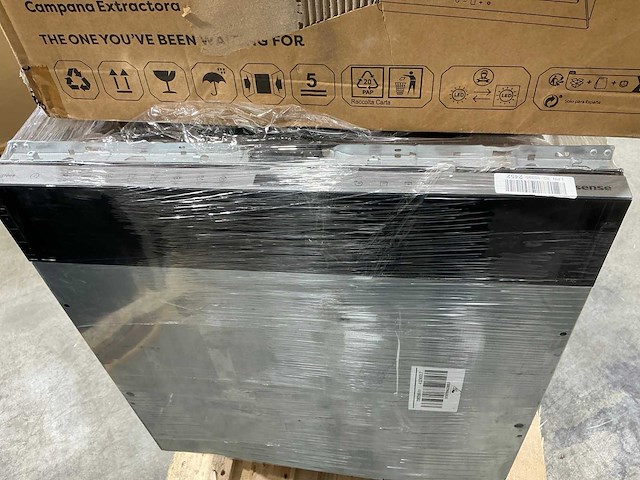 Wasmachine + industriële koelkast + dampkap + vaatswasmachine - afbeelding 10 van  10