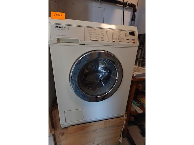 Wasmachine miele - afbeelding 1 van  5