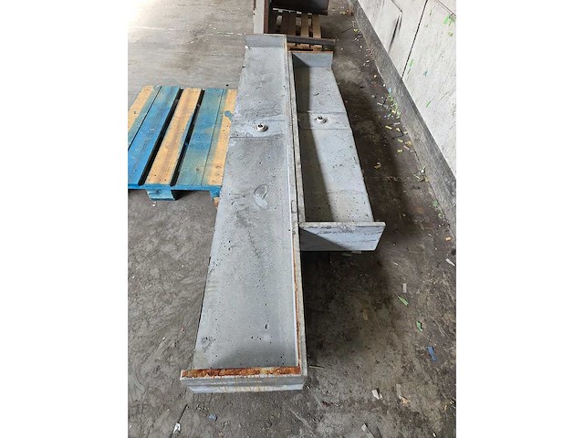 Wastafel beton (3x) - afbeelding 8 van  12