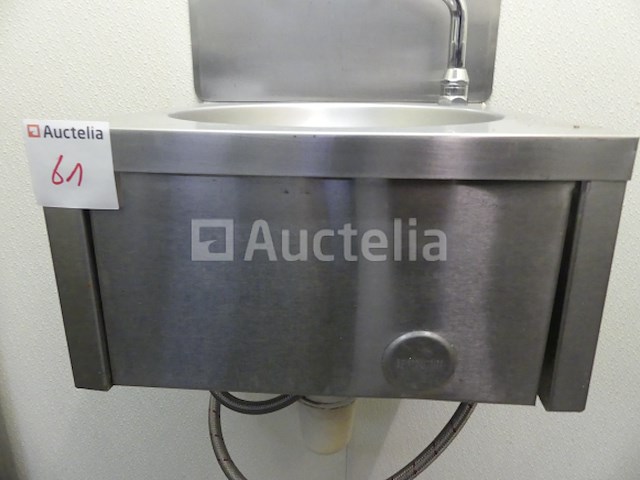 Wastafel met drukknop - afbeelding 1 van  9