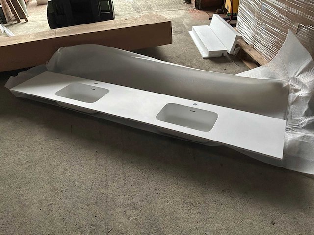 Wastafeltablet in solidstone detremmerie architect 260cm - afbeelding 1 van  5