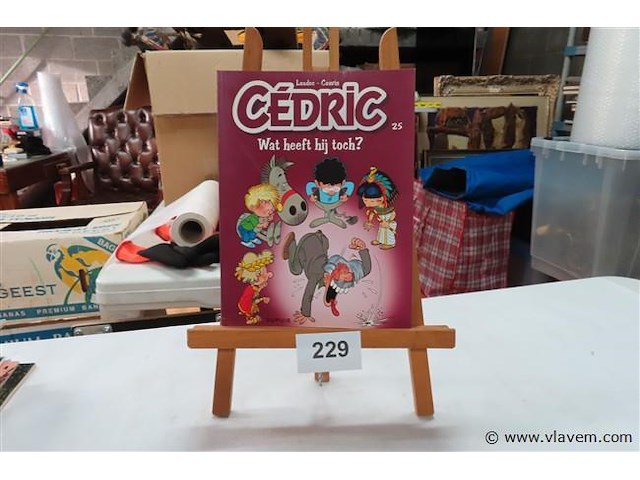 Wat heeft hij toch? - afbeelding 1 van  2