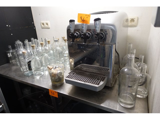 Water dispenser - afbeelding 1 van  4