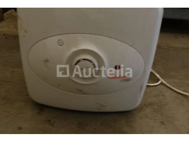 Waterboiler voor onder de gootsteen - afbeelding 2 van  5