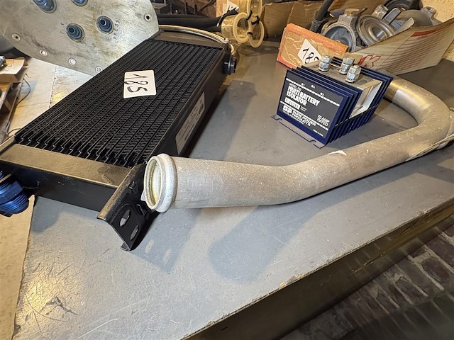 Waterbuis - afbeelding 2 van  3