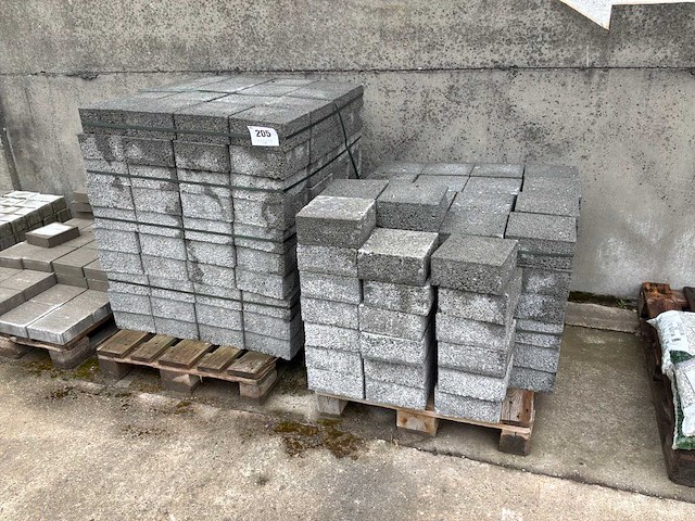 Waterdoorlatende betonstenen - afbeelding 2 van  4