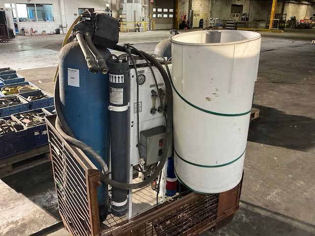 Wateronthardingsinstallatie - afbeelding 1 van  7