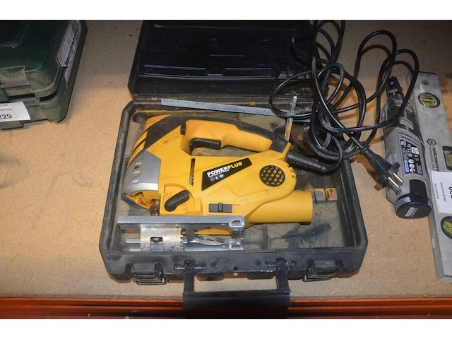 Waterpas, dremel 8220, wipzaag powerplus (4,5,10) - afbeelding 5 van  7